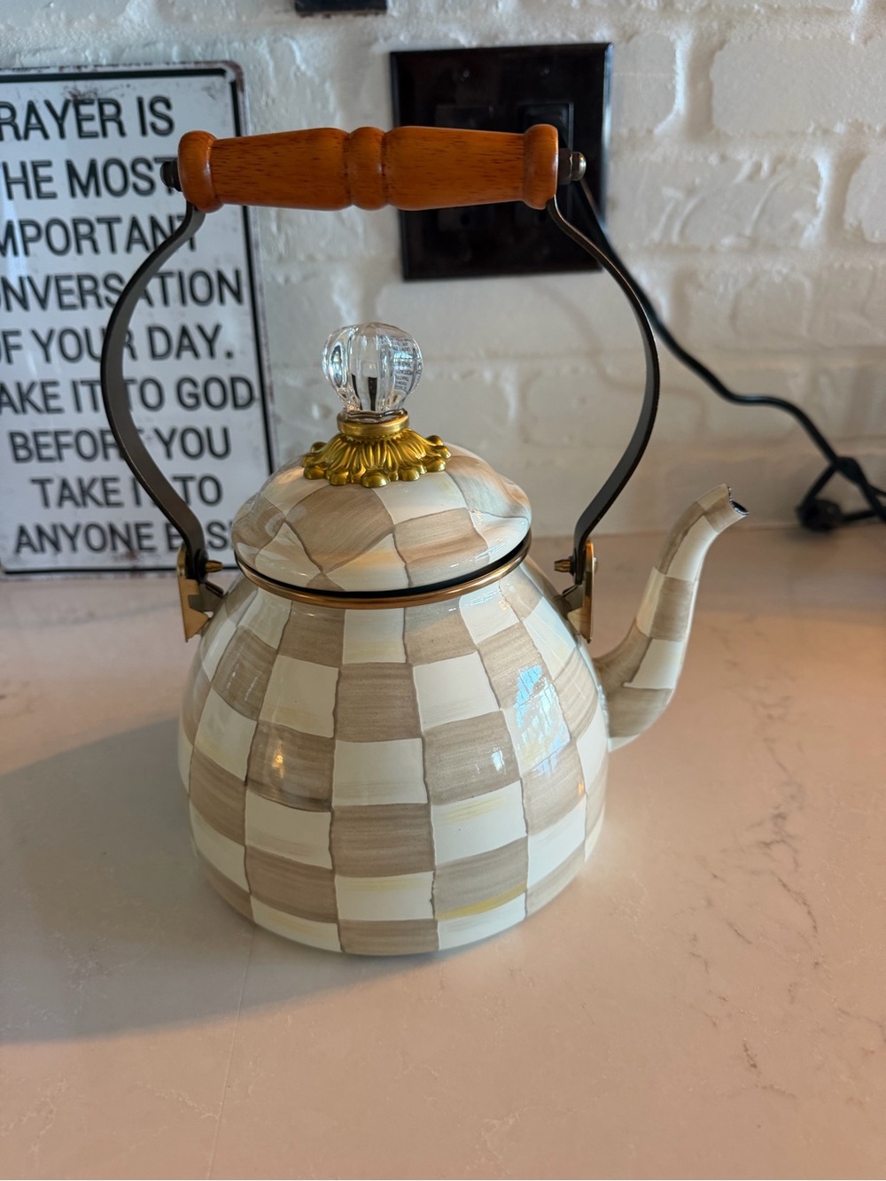 Classic Checkered Ceramic Teapot with Wood Handle - Mocha Check - Picture 4 of 5